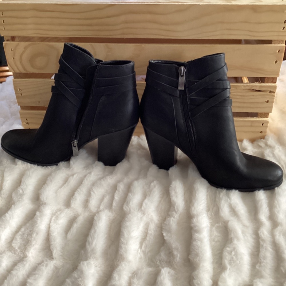 Booties - Picture 3 of 4